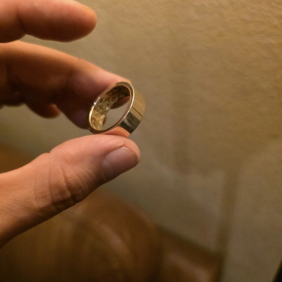 14k Gold Dyadema Ring with Stars Design - Picture 11 of 12